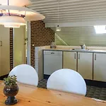 Apartment 2 Bedroom Stunning In