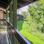 2 Bedroom Stunning In Apartment