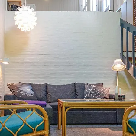 2 Bedroom Stunning In 公寓 *