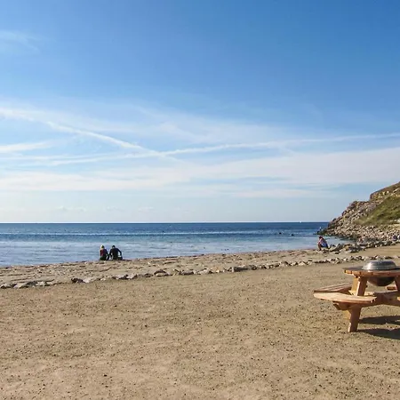 2 Bedroom Stunning In