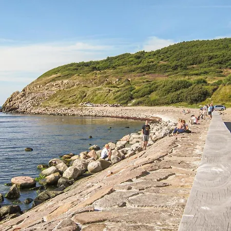 2 Bedroom Stunning In Apartment