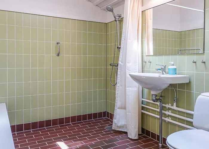 2 Bedroom Stunning In شقة إلينغه